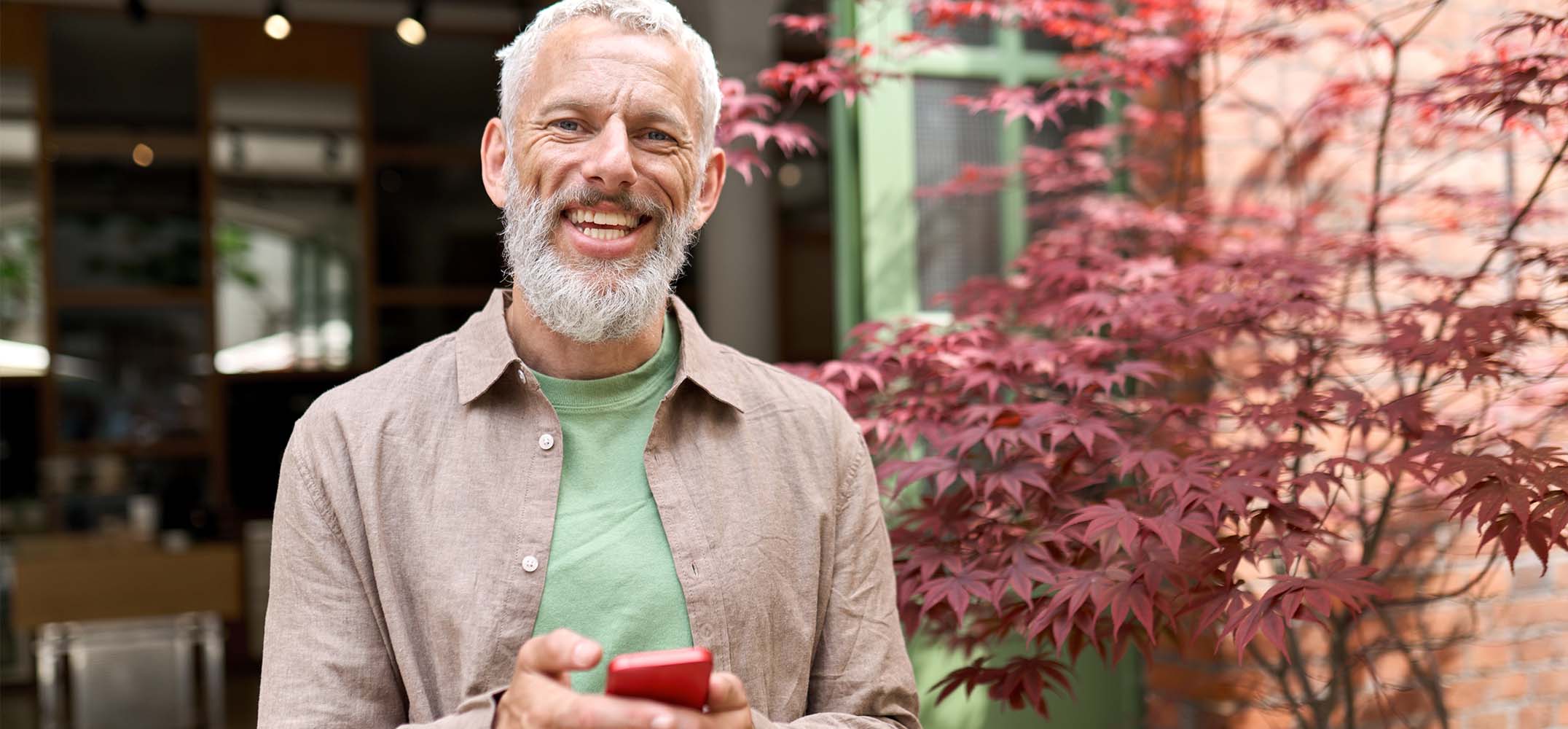 Older man benefitting from pure hydrolysed bovine collagen